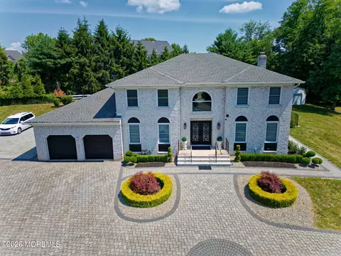 55 School Rd E, Marlboro, NJ 07746