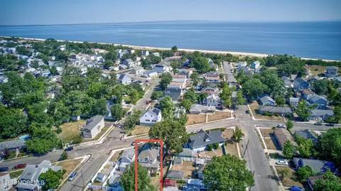 172 Park Ave, Keansburg, NJ 07734