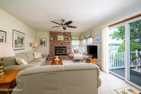 Living - 1 E Avalon Ave, Ocean Gate, NJ 08740 photo 3 of 6