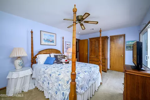 Bedroom - 1 E Avalon Ave, Ocean Gate, NJ 08740 photo 3 of 8