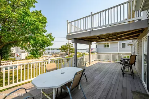 Exterior - 1 E Avalon Ave, Ocean Gate, NJ 08740 photo 1 of 8