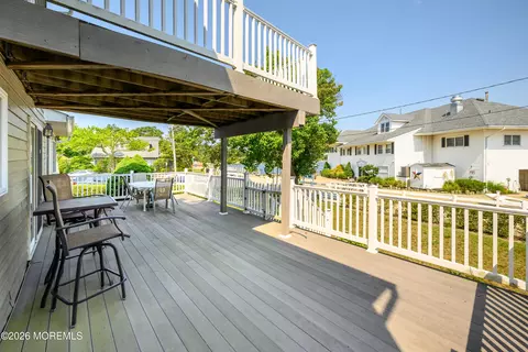 Exterior - 1 E Avalon Ave, Ocean Gate, NJ 08740 photo 2 of 8