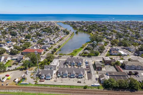 801 Main St #C2, Avon By The Sea, NJ 07717