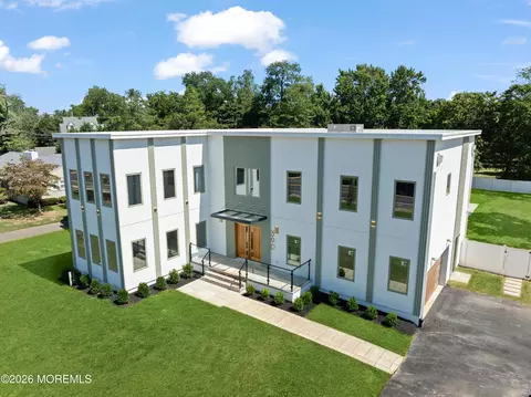 390 Monmouth Rd, West Long Branch, NJ 07764