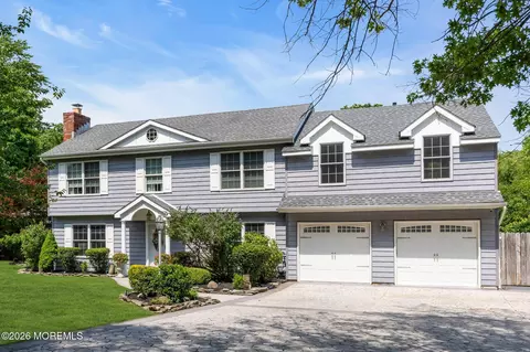 375 Kildare Dr, Toms River, NJ 08753