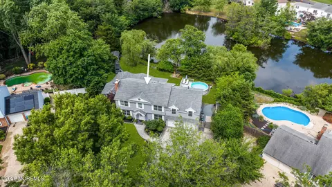 375 Kildare Dr, Toms River, NJ 08753