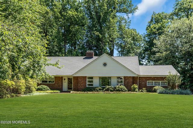 245 Kingfisher Dr, Middletown, NJ 07748