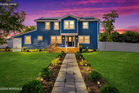 97 Richardson Ave, Eatontown, NJ 07724