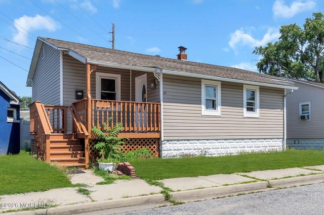 264 Birch St, Carneys Point, NJ 08069