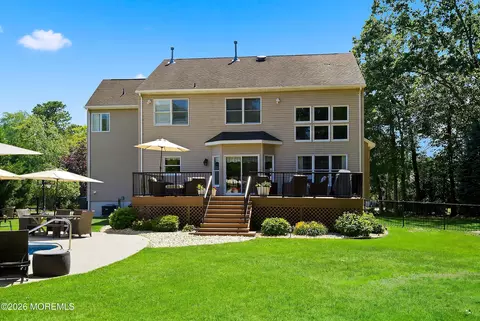 Exterior - 650 Millbrook Rd, Brick, NJ 08724 photo 4 of 8