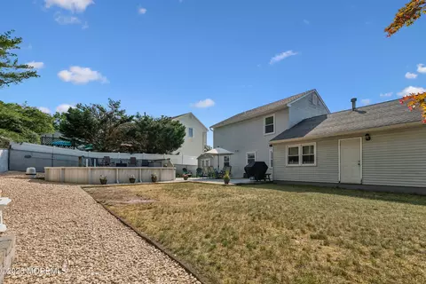 807 Constitution Dr, Brick, NJ 08724 photo 17