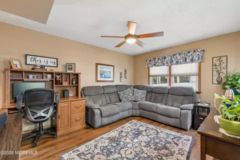 807 Constitution Dr, Brick, NJ 08724 photo 7