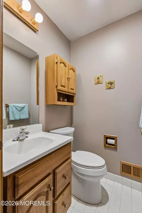 807 Constitution Dr, Brick, NJ 08724 photo 8