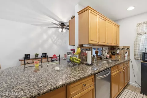 Kitchen - 74 Citadel Dr, Jackson, NJ 08527 photo 2 of 3