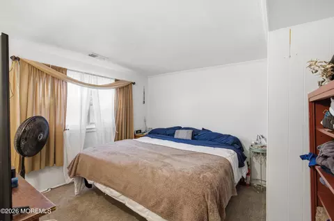 Bedroom - 74 Citadel Dr, Jackson, NJ 08527 photo 7 of 8