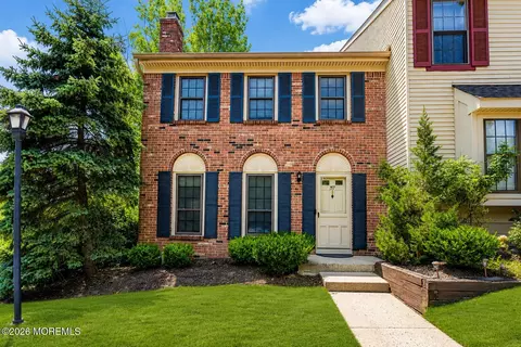 157 Foxhill Ct, Aberdeen, NJ 07747