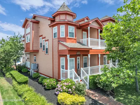 335 Engleside Ave, Beach Haven, NJ 08008