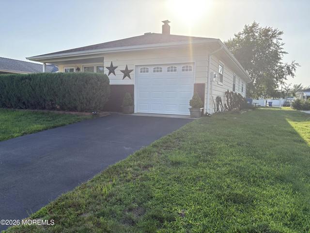 23 Spanish Wells St, Toms River, NJ 08757