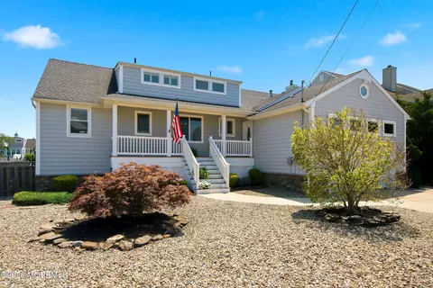1648 Center St, Point Pleasant, NJ 08742