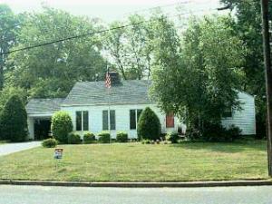 13 Edgemere Dr, Matawan, NJ 07747 photo 1