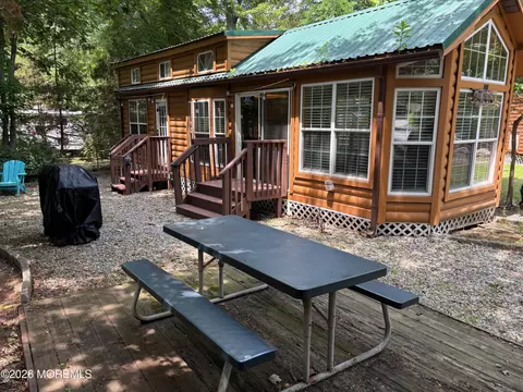 724 Monmouth Rd #14, Cream Ridge, NJ 08514