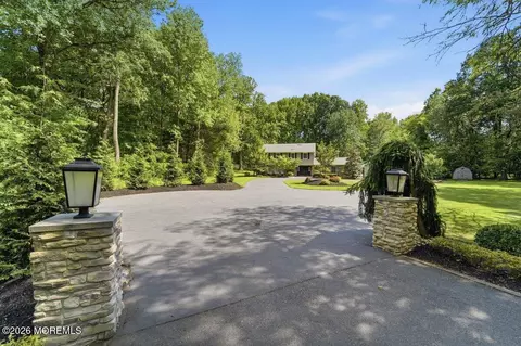 1 Marlboro St, Morganville, NJ 07751