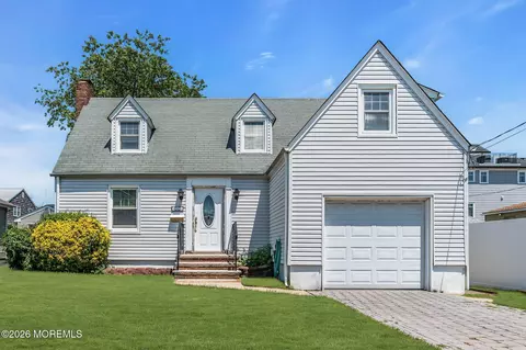 201 Princeton Ave, Point Pleasant Beach, NJ 08742