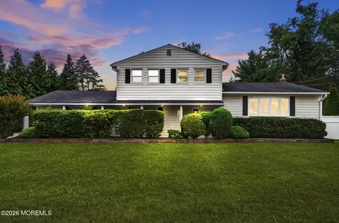 30 Coronet Ave, Lincroft, NJ 07738