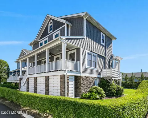 6 Willow Ave, Monmouth Beach, NJ 07750