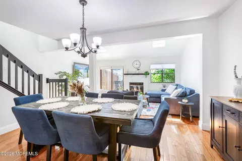 43 Chestnut Way #4-3, Manalapan, NJ 07726