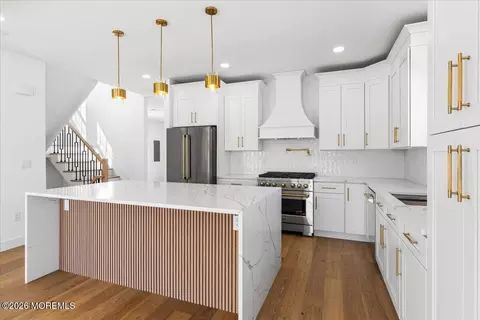 Kitchen - 5 Shore Pine Dr, Brick, NJ 08723 photo 2 of 5