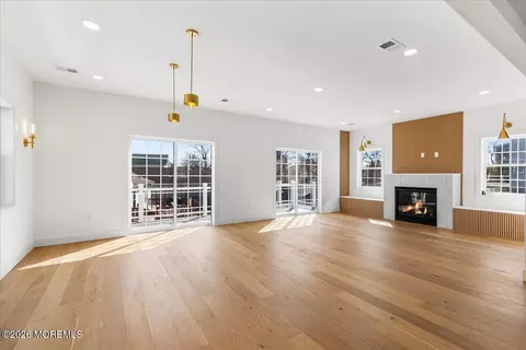 Living - 5 Shore Pine Dr, Brick, NJ 08723 photo 1 of 7