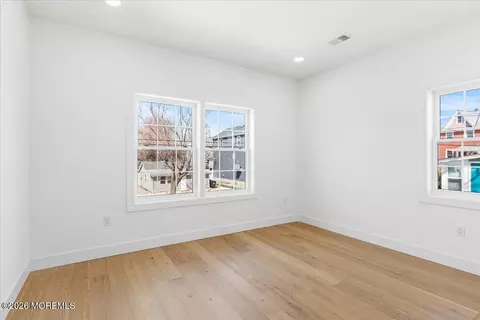 Bedroom - 5 Shore Pine Dr, Brick, NJ 08723 photo 1 of 4