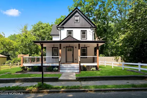 164 Maple Ave, Tuckerton, NJ 08087