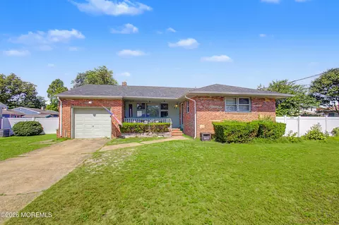 280 Delaware Dr, Brick, NJ 08723
