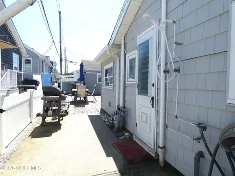 Exterior - 24 E Chadwick Way, Lavallette, NJ 08735 photo 4 of 4