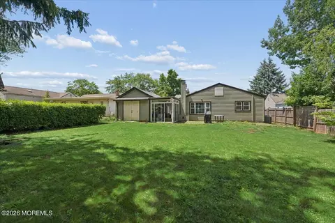Exterior - 42 Walnut St, Edison, NJ 08817 photo 2 of 3