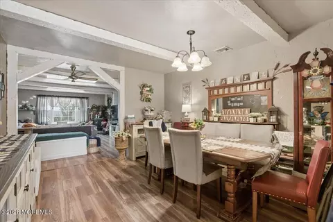 Dining - 42 Walnut St, Edison, NJ 08817 photo 1 of 2