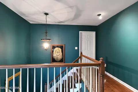 Entry Way - 12 Thompson Ave, Leonardo, NJ 07737 photo 2 of 2