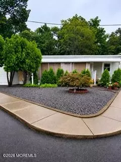 262 Madison St, Eatontown, NJ 07724