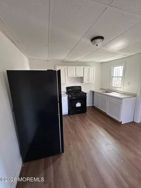938 Union St, Downe, NJ 08345