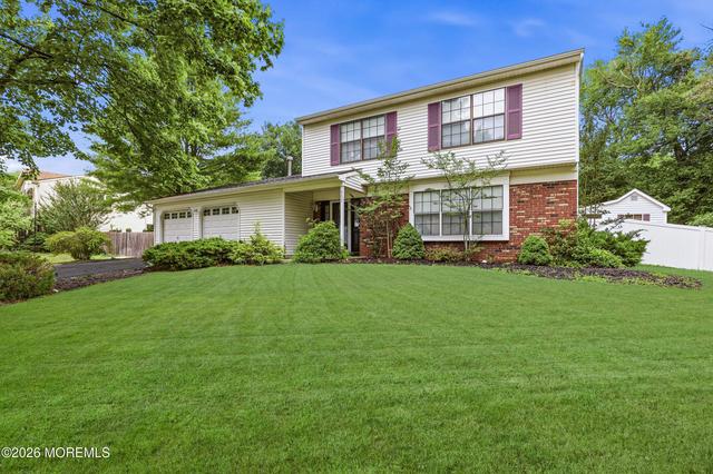 302 Princeton Dr, Howell, NJ 07731
