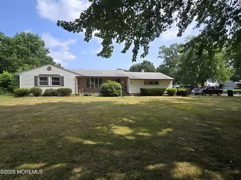 59 Kennedy St, Freehold, NJ 07728