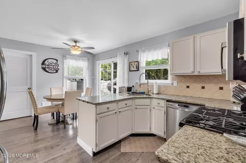 Kitchen - 19 Red Maple Dr, Brick, NJ 08724 photo 1 of 2
