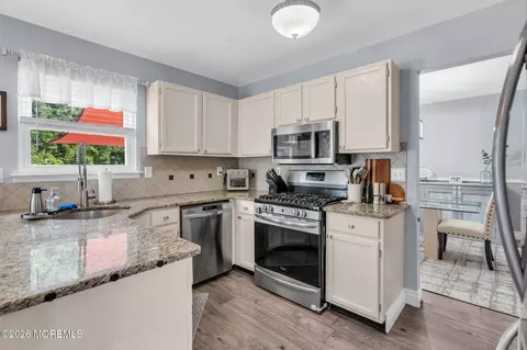 Kitchen - 19 Red Maple Dr, Brick, NJ 08724 photo 2 of 2