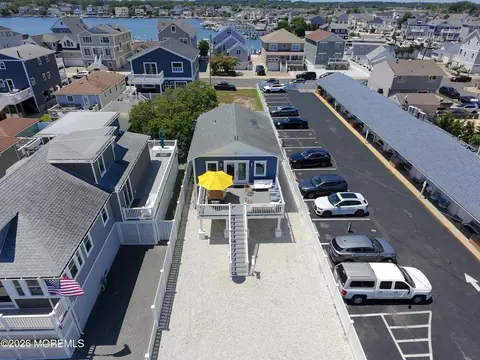 161 Ocean Ave, Point Pleasant Beach, NJ 08742