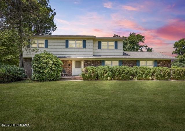 39 Koster Dr, Freehold, NJ 07728