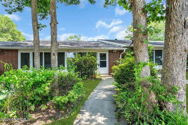 533 Dartmoor Ct #D, Lakewood, NJ 08701