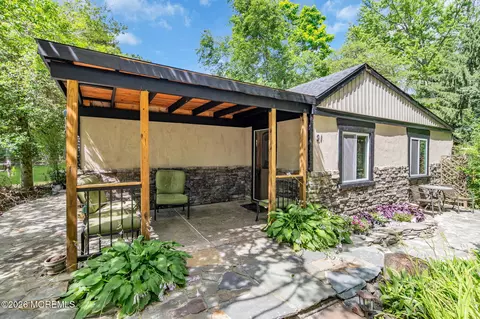 21 Yellowbrook Rd, Freehold, NJ 07728