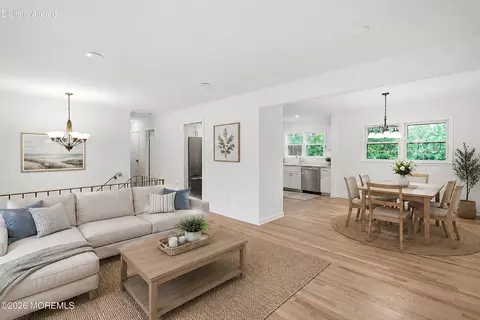 Living - 37 Daniel Dr, Matawan, NJ 07747 photo 2 of 3